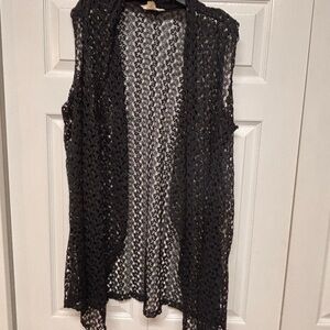 Black Sleeveless Vest